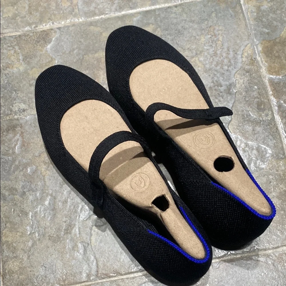 Black Women's Mary Jane Flats - Picture 1 of 3